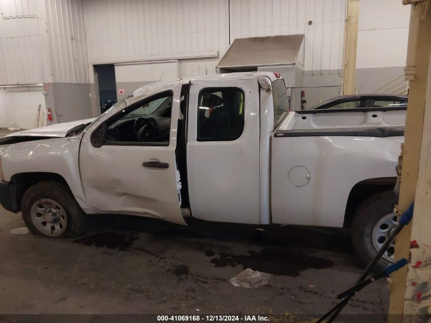 2009 Chevrolet Silverado 1500 Work Truck VIN: 1GCEK19C79Z243252 Lot: 41069168