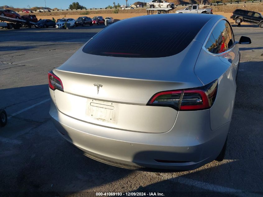 2018 Tesla Model 3 Long Range/Mid Range VIN: 5YJ3E1EA4JF039067 Lot: 41069193