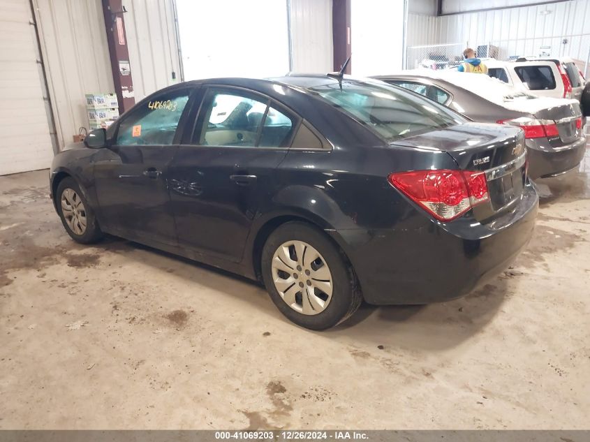 VIN 1G1PA5SG9E7130336 2014 Chevrolet Cruze, Ls Auto no.3