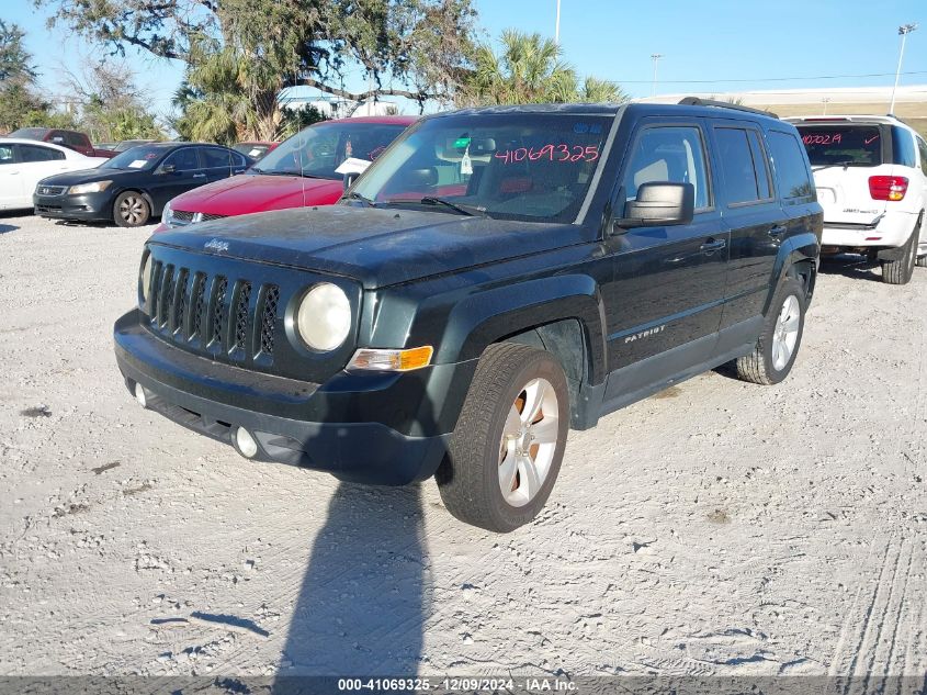 VIN 1C4NJPFB9DD140745 2013 Jeep Patriot, Latitude no.2