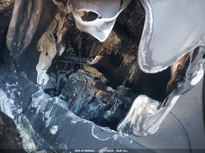 2021 GMC ACADIA VIN: 1GKKNXLS0MZ152043