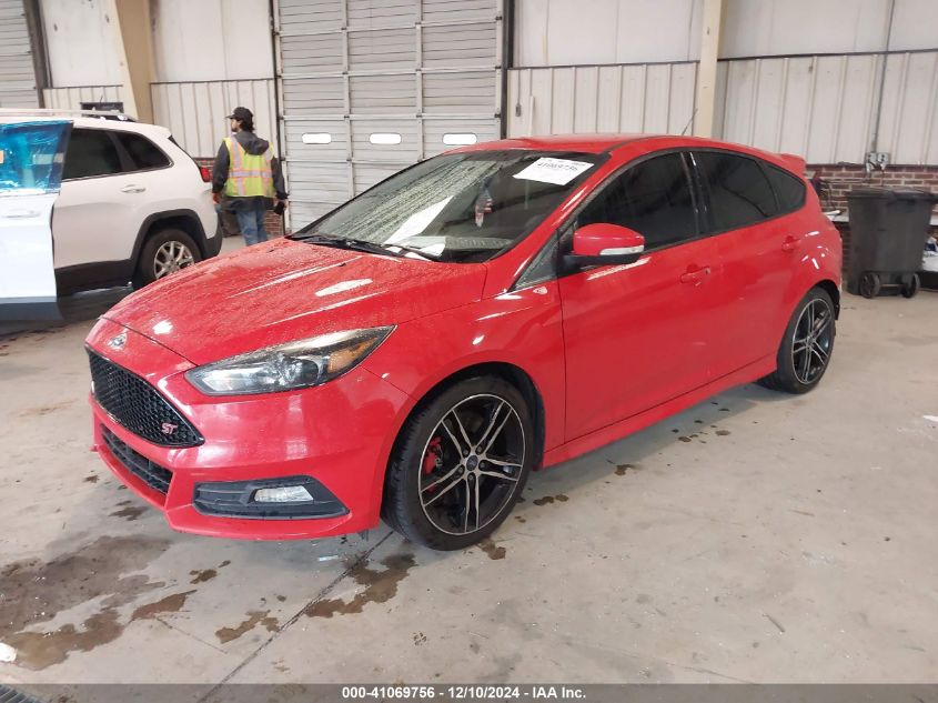 VIN 1FADP3L9XFL279608 2015 FORD FOCUS ST no.2