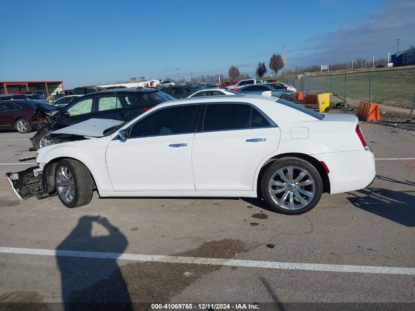 VIN 2C3CCAEG6JH254913 2018 Chrysler 300, Limited no.14