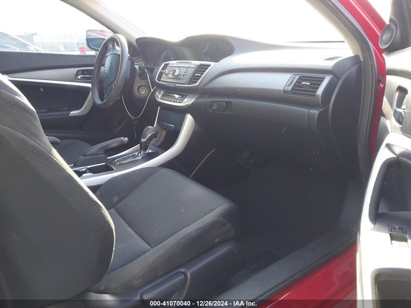 2015 HONDA ACCORD VIN: 1HGCT1B37FA011115