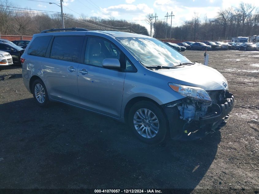 2015 Toyota Sienna, Xle/Limited