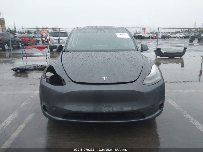 VIN 7SAYGAEE7PF623932 2023 Tesla Model Y, Awd/Long... no.13