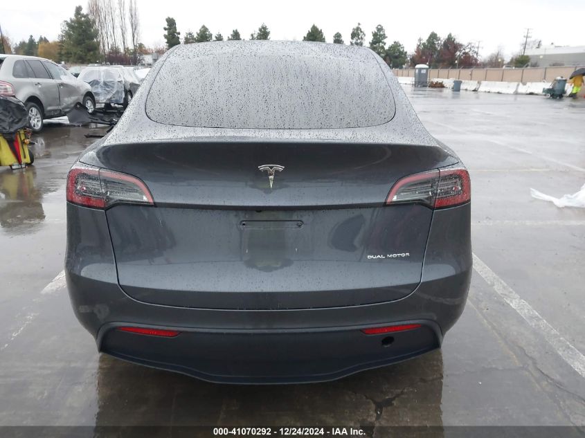 VIN 7SAYGAEE7PF623932 2023 Tesla Model Y, Awd/Long... no.17