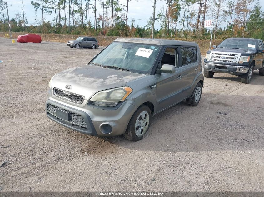 VIN KNDJT2A53D7608254 2013 KIA SOUL no.2