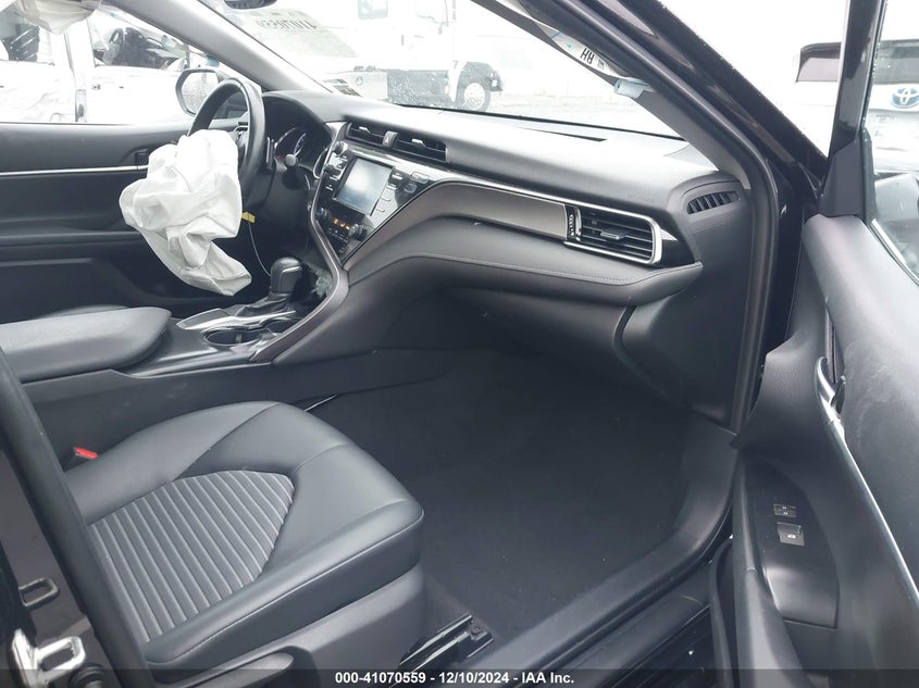2019 TOYOTA CAMRY VIN: 4T1B11HK0KU845875