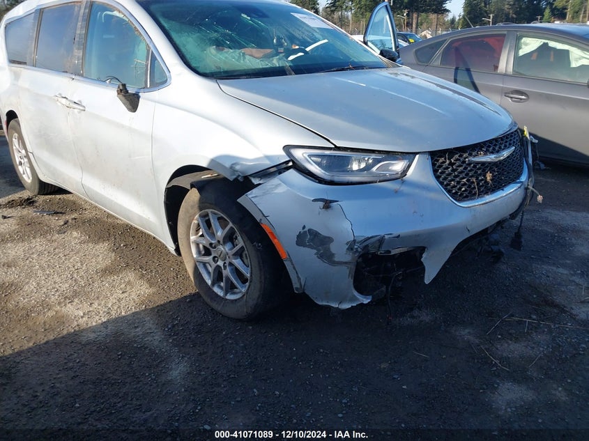 2024 CHRYSLER PACIFICA TOURING L - 2C4RC1BG2RR129231