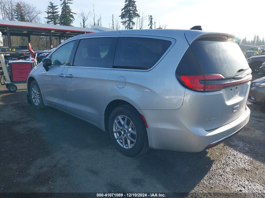 2024 CHRYSLER PACIFICA TOURING L - 2C4RC1BG2RR129231