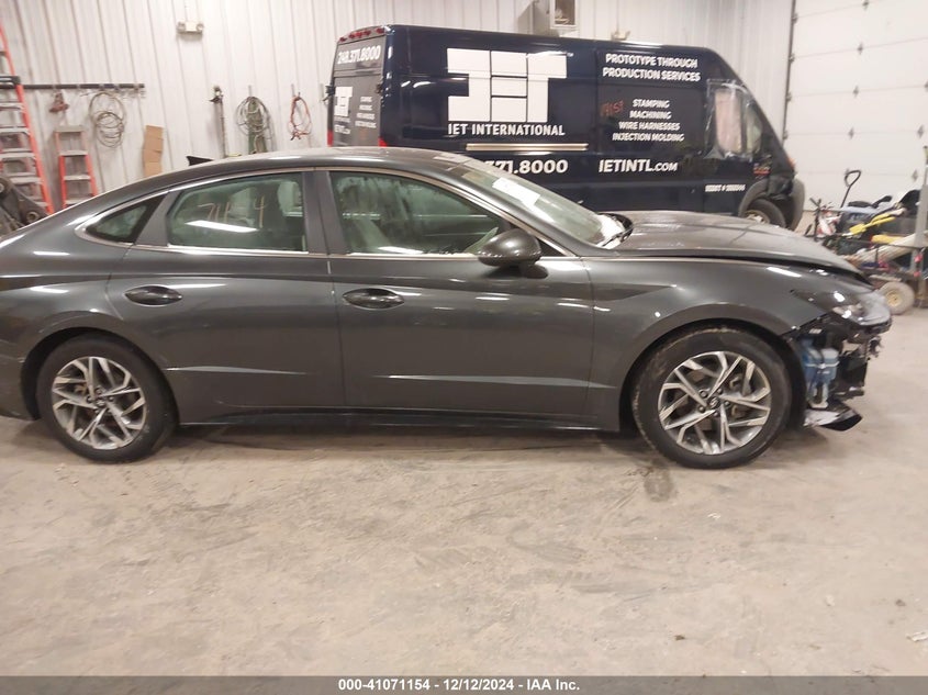 2023 HYUNDAI SONATA VIN: KMHL64JA0PA260456