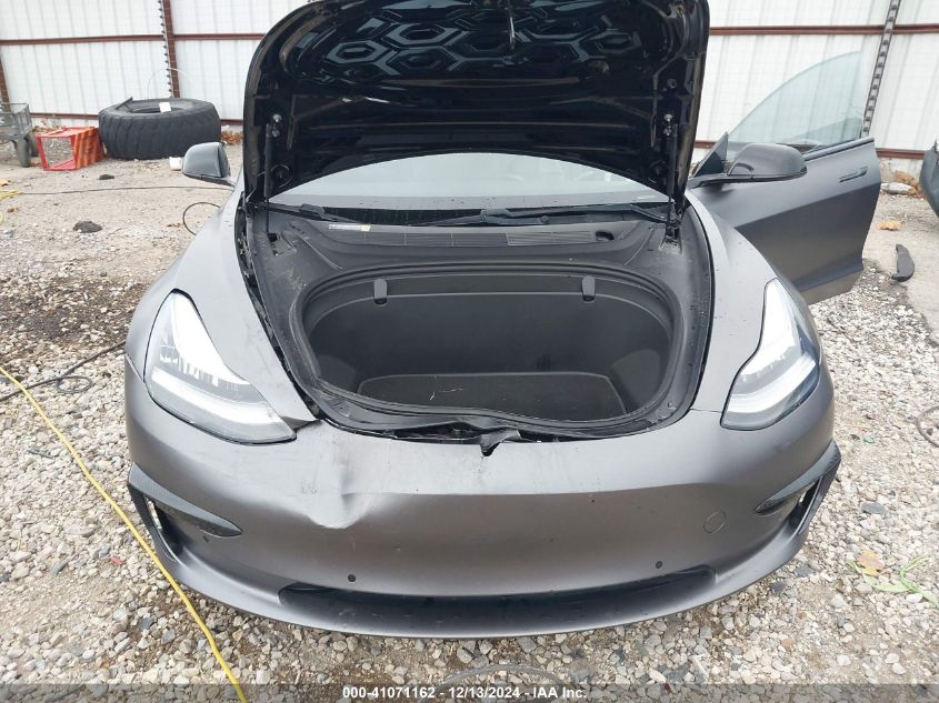 2018 Tesla Model 3 Long Range/Performance VIN: 5YJ3E1EBXJF067979 Lot: 41071162