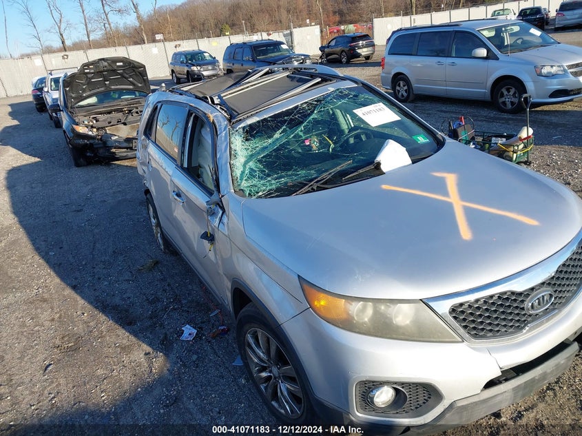 2011 KIA SORENTO VIN: 5XYKUDA21BG039164