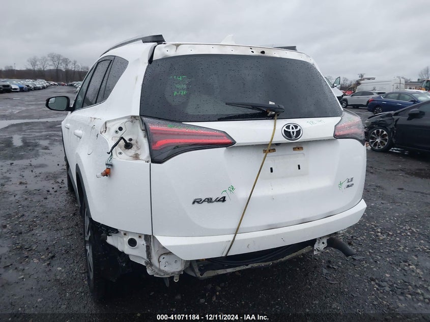 2016 TOYOTA RAV4 LE - 2T3BFREV3GW438243