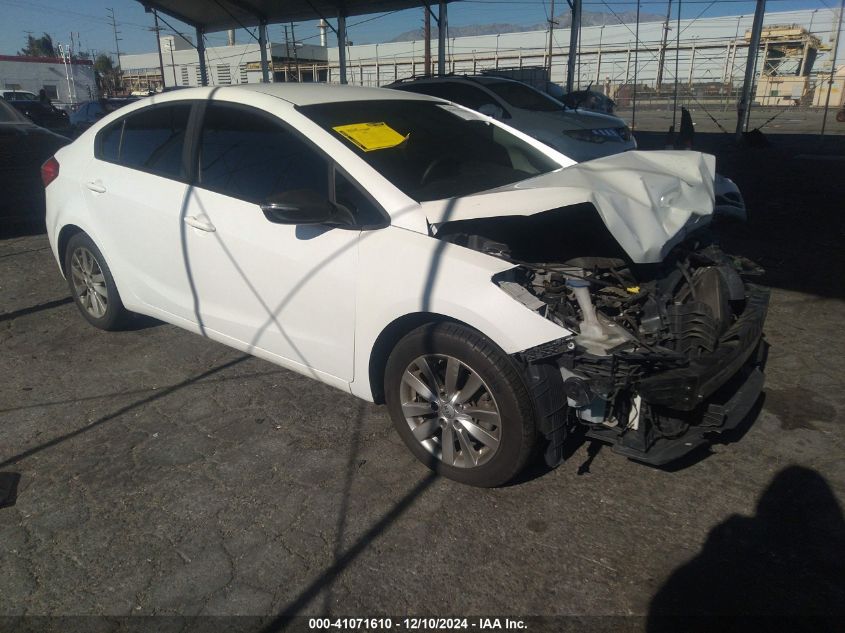 VIN KNAFX4A63G5440143 2016 KIA FORTE no.1