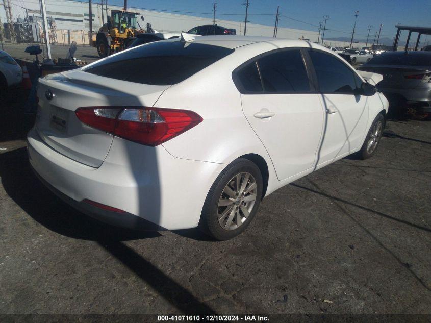 VIN KNAFX4A63G5440143 2016 KIA FORTE no.4