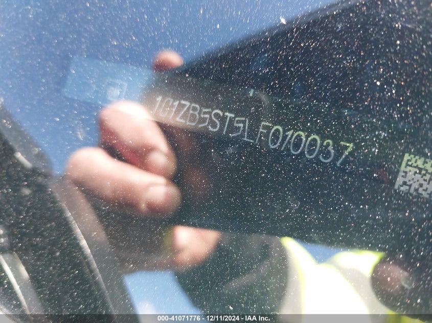 2020 CHEVROLET MALIBU FWD LS - 1G1ZB5ST5LF010037