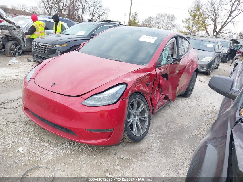 VIN 7SAYGDEE4PF890611 2023 Tesla Model Y, Awd/Long... no.2