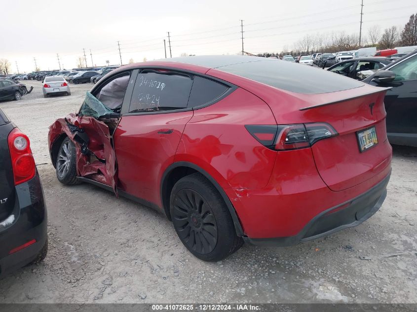 VIN 7SAYGDEE4PF890611 2023 Tesla Model Y, Awd/Long... no.3