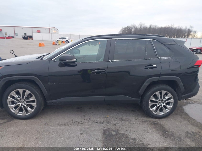 2021 TOYOTA RAV4 XLE PREMIUM - 2T3A1RFV5MC208886