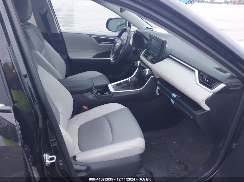 2021 TOYOTA RAV4 XLE PREMIUM - 2T3A1RFV5MC208886