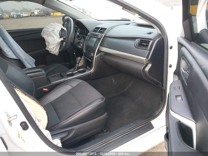 2017 TOYOTA CAMRY SE - 4T1BF1FK8HU775703