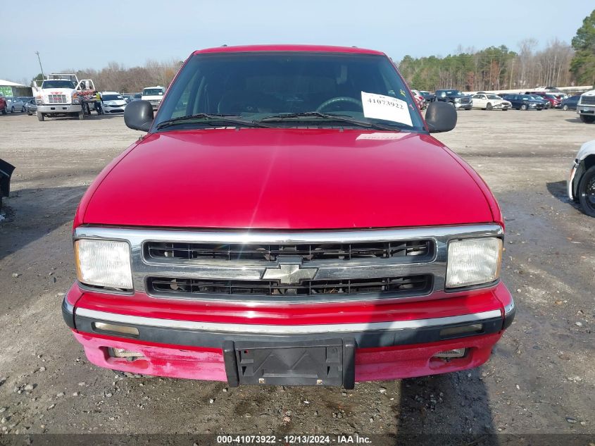 1995 Chevrolet Blazer VIN: 1GNCS13W4SK215778 Lot: 41073922