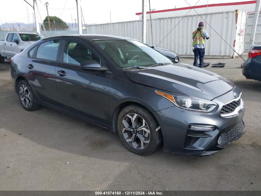 VIN 3KPF24AD7KE094403 2019 KIA FORTE no.1