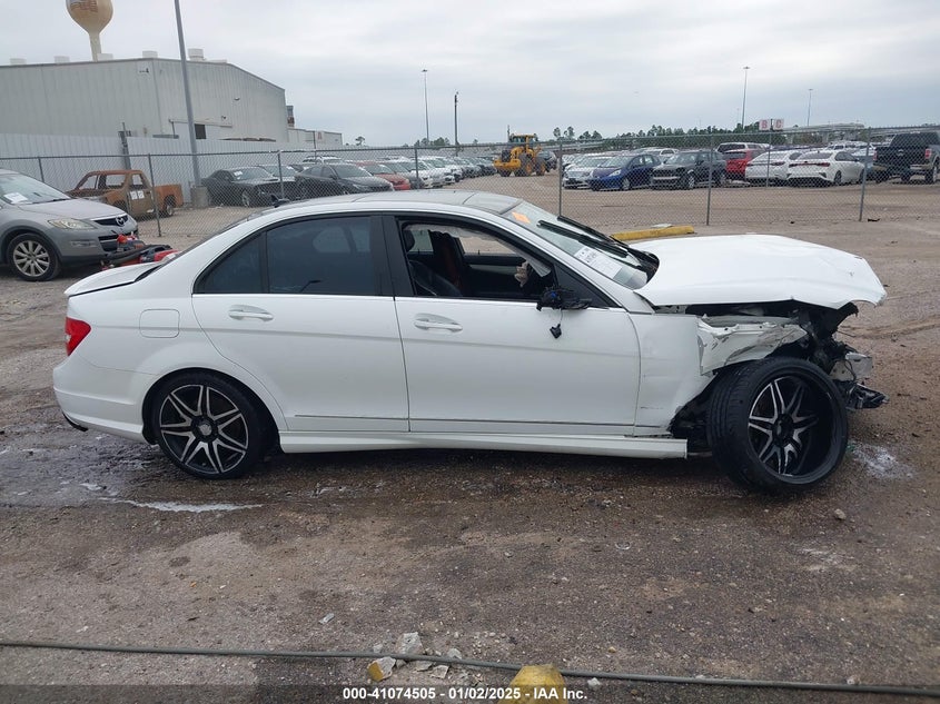 2013 MERCEDES-BENZ C 350 SPORT - WDDGF5HB6DR244338