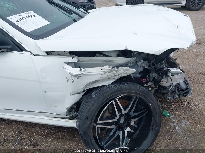 2013 MERCEDES-BENZ C 350 SPORT - WDDGF5HB6DR244338