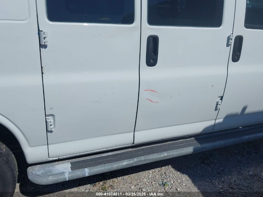 2018 GMC Savana 2500 Work Van VIN: 1GTW7AFG6J1902874 Lot: 41074511