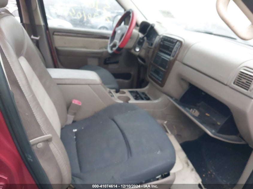 2004 Ford Explorer Eddie Bauer