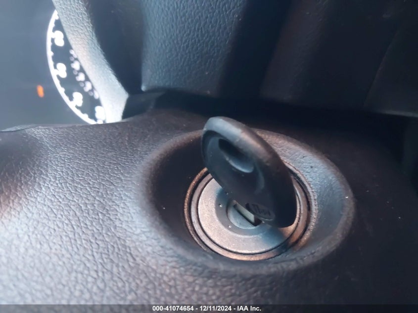 2018 HYUNDAI ACCENT VIN: 3KPC24A33JE025524