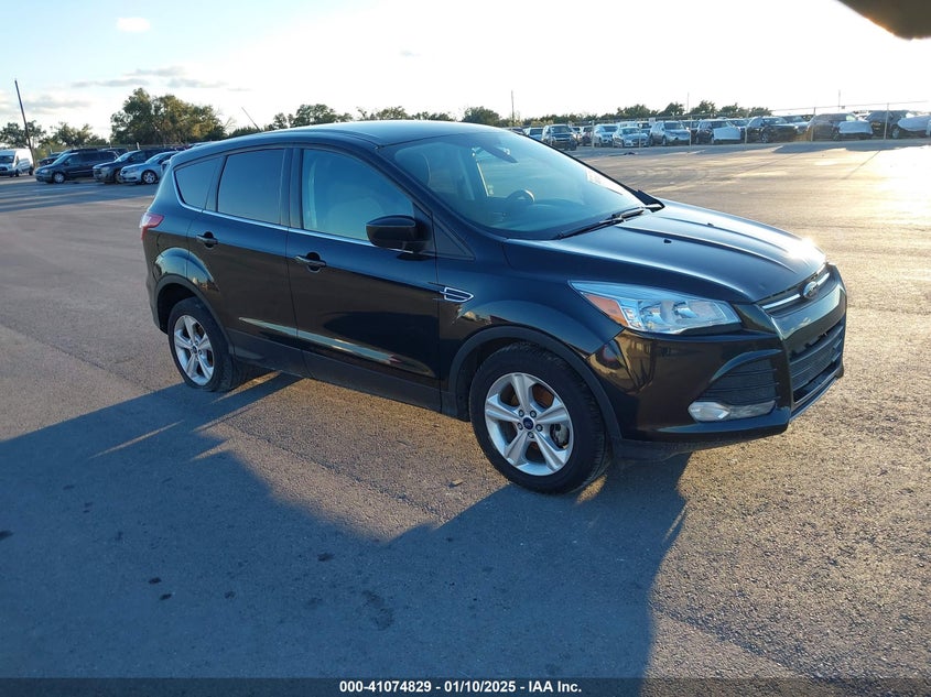 Vin: 1fmcu0gx3fuc61690, lot: 41564862, ford escape se 20151