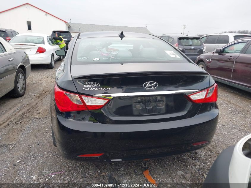 VIN 5NPEB4AC5DH641945 2013 Hyundai Sonata, Gls no.16