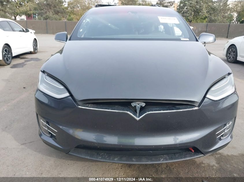 2016 Tesla Model X 60D/70D/75D/90D VIN: 5YJXCAE27GF015175 Lot: 41074929