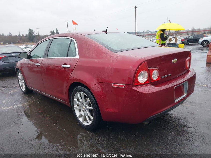 2011 CHEVROLET MALIBU VIN: 1G1ZE5E16BF124032