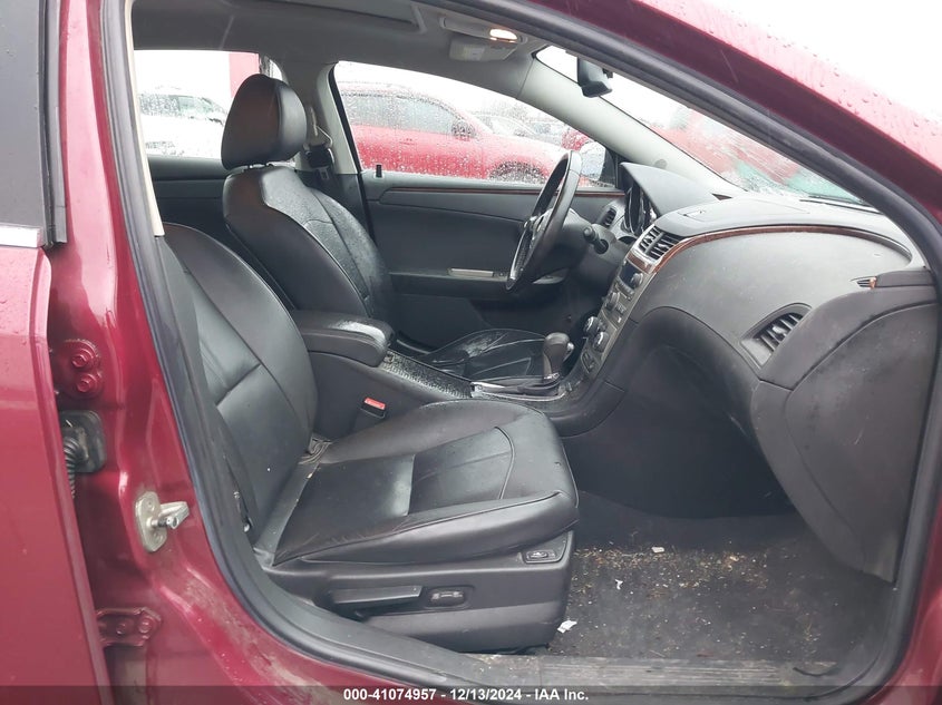2011 CHEVROLET MALIBU VIN: 1G1ZE5E16BF124032