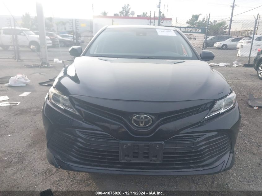 VIN 4T1B11HK1JU130392 2018 Toyota Camry, LE no.12