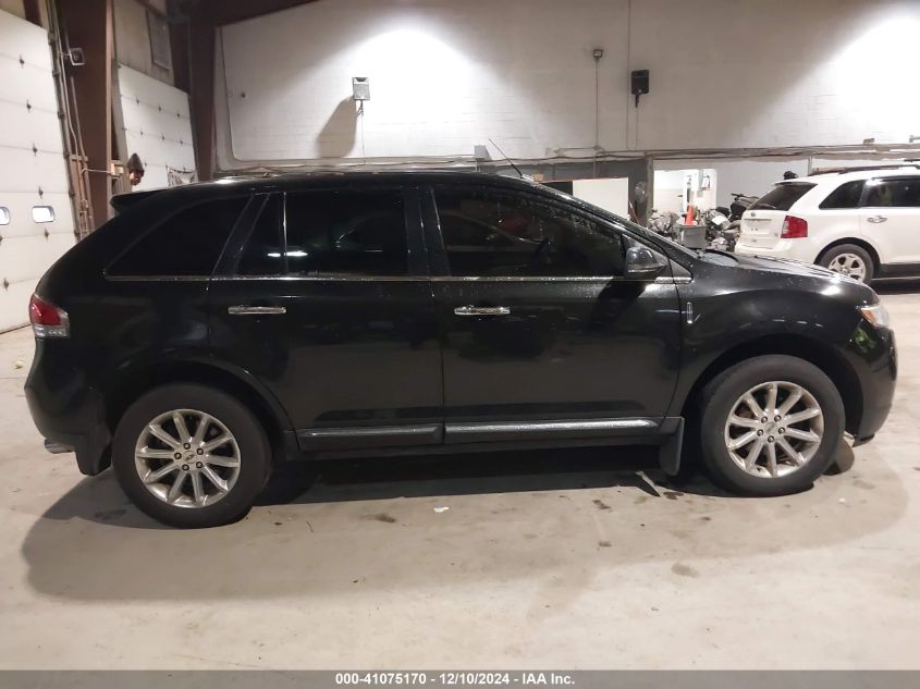 VIN 2LMDJ6JK6DBL18484 2013 Lincoln MKX no.13