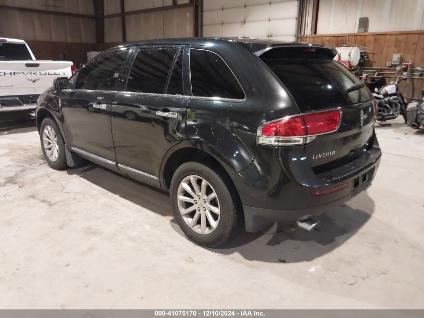 VIN 2LMDJ6JK6DBL18484 2013 Lincoln MKX no.3