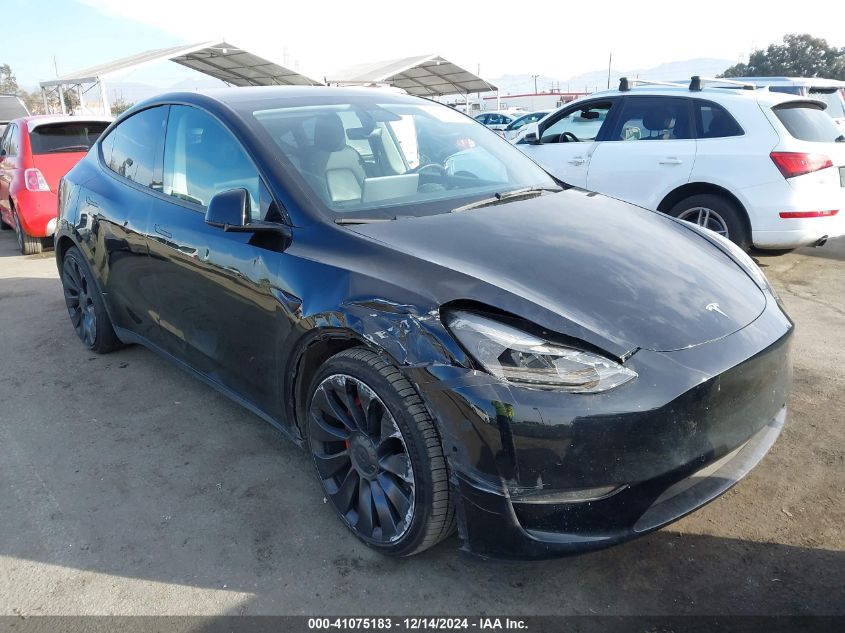 VIN 7SAYGDEF6NF404578 2022 TESLA MODEL Y no.1