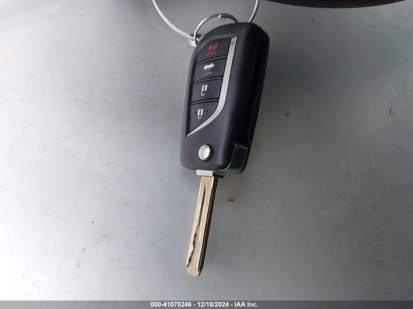 2021 TOYOTA CAMRY VIN: 4T1C11AK2MU594665