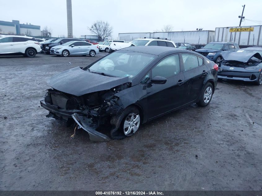 VIN KNAFK4A64F5432291 2015 KIA FORTE no.2