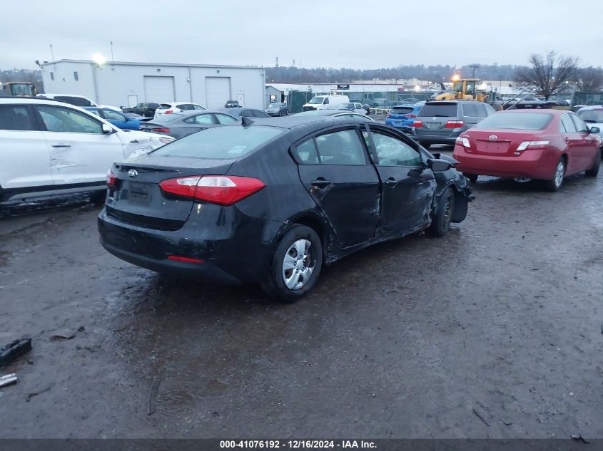 VIN KNAFK4A64F5432291 2015 KIA FORTE no.4