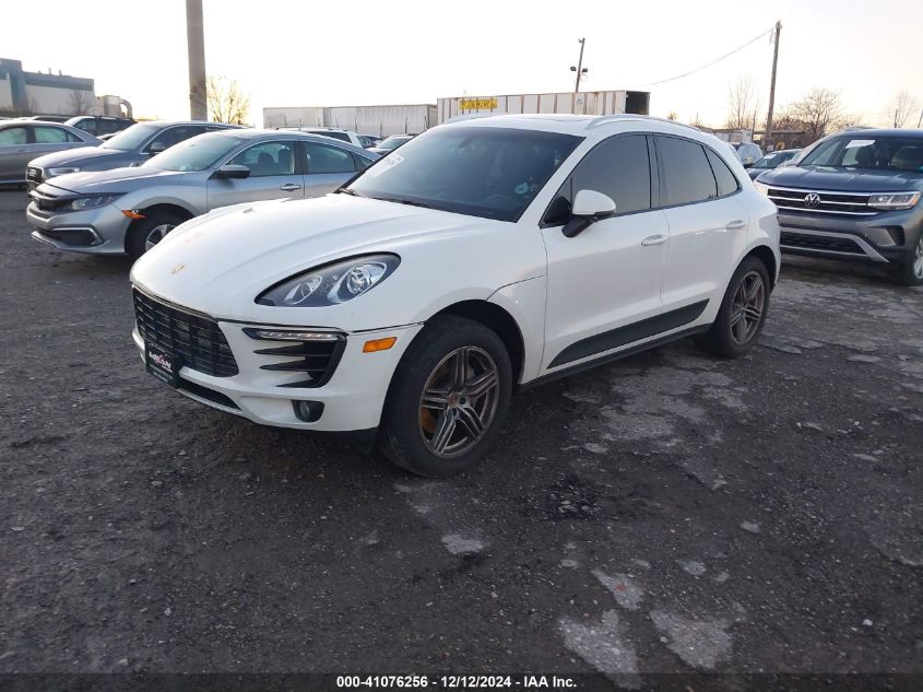 VIN WP1AB2A53FLB53319 2015 PORSCHE MACAN no.2