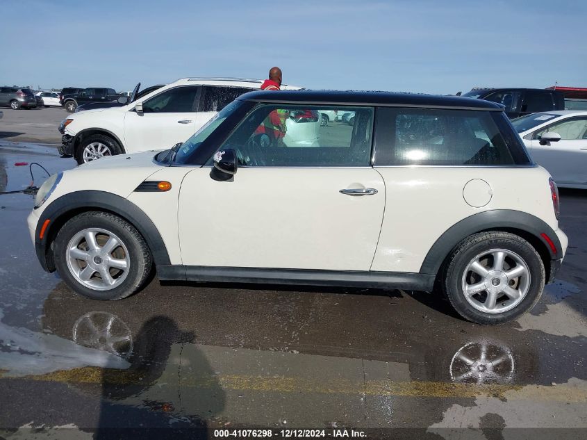 2009 Mini Cooper VIN: WMWMF33599TW74066 Lot: 41076298