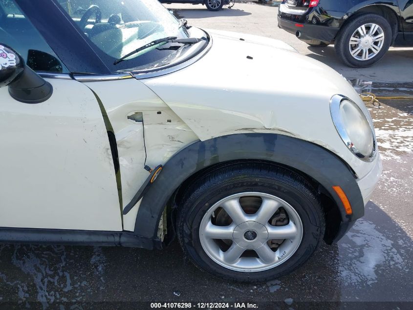 2009 Mini Cooper VIN: WMWMF33599TW74066 Lot: 41076298