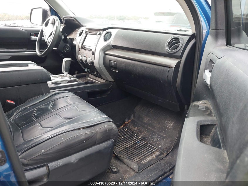 2016 TOYOTA TUNDRA SR5 5.7L V8 - 5TFEW5F19GX207764